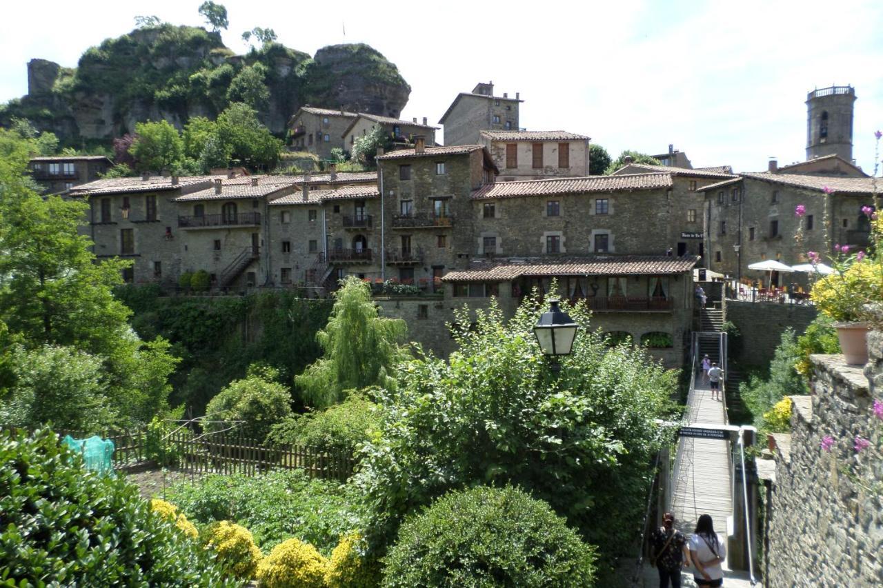 Can Vila Rupit Bagian luar foto
